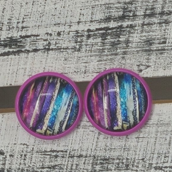 Earrings - Picture 2 of 16